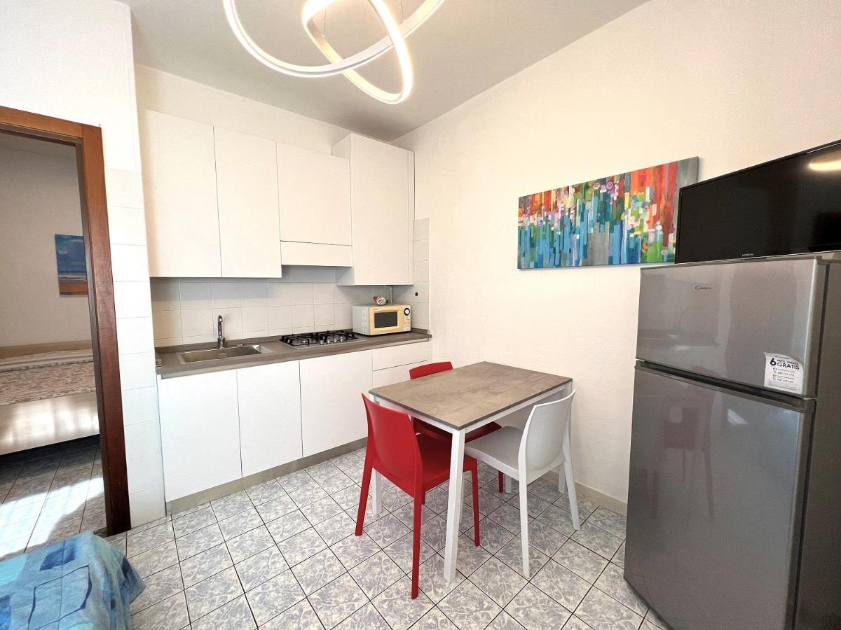 Zzznon Attivo Ex Dl5 E Dl6 Lido di Jesolo Exterior foto