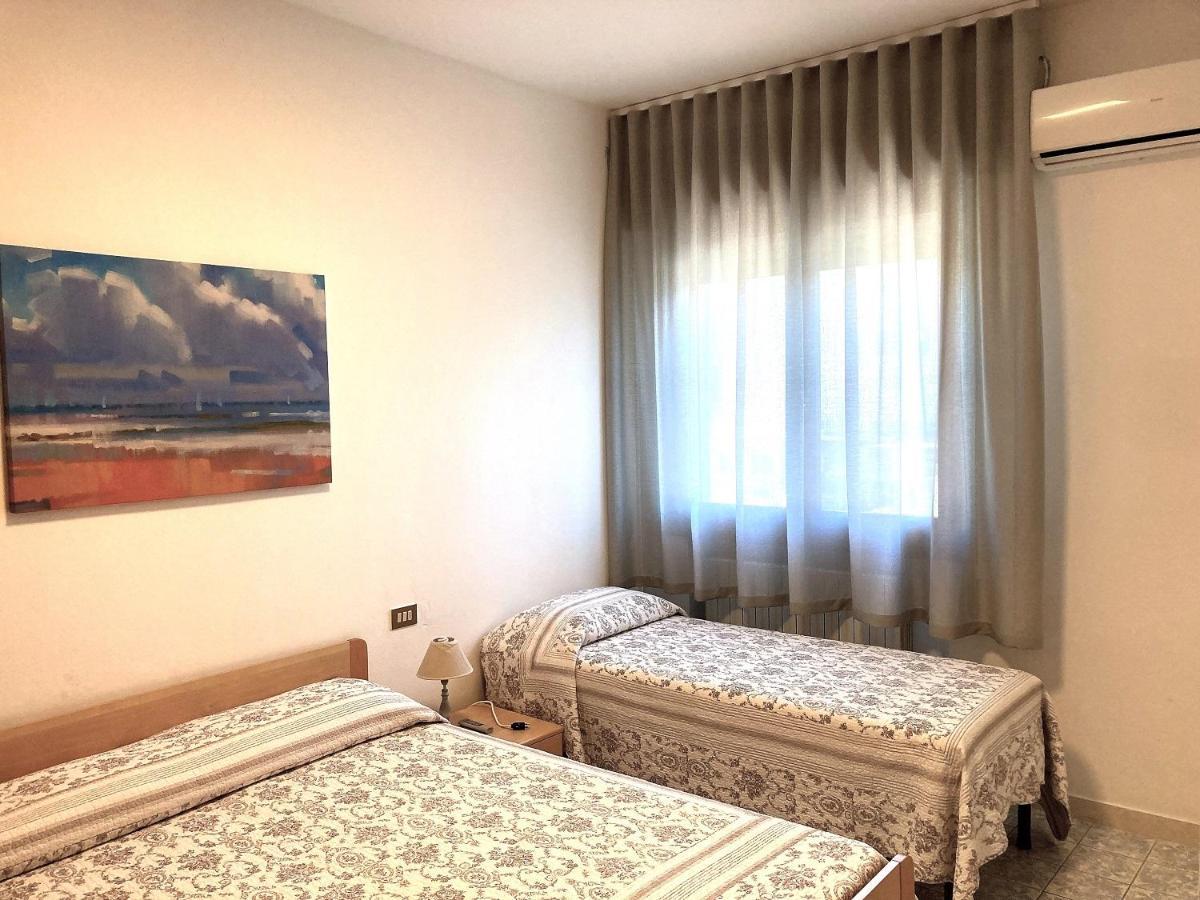 Zzznon Attivo Ex Dl5 E Dl6 Lido di Jesolo Exterior foto