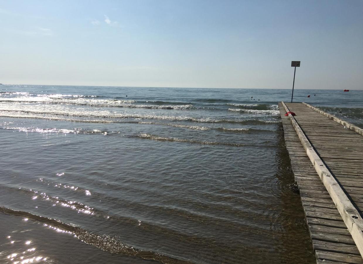 Zzznon Attivo Ex Dl5 E Dl6 Lido di Jesolo Exterior foto